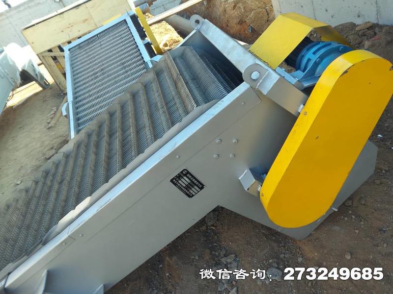 武冈回转式齿耙清污机